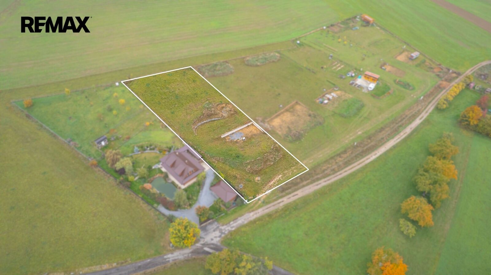 Pozemky pro bydlení, Úsuší, 3 002 m² - 2