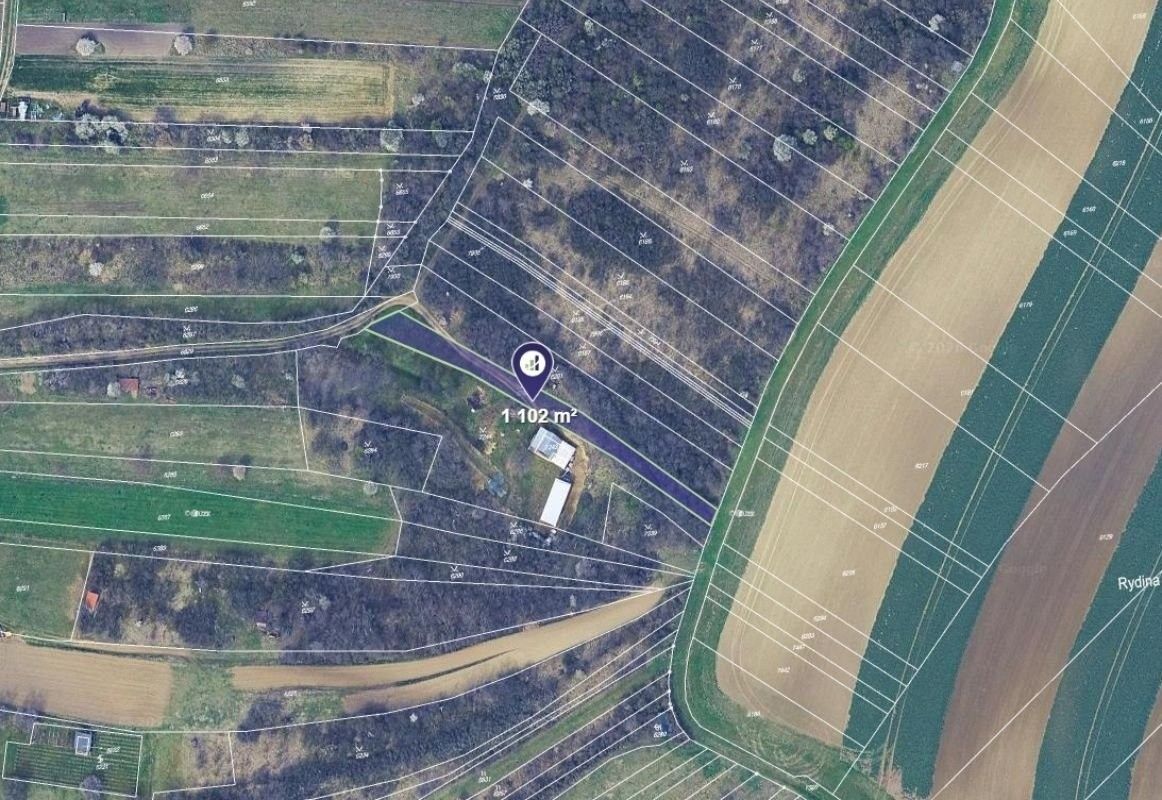 Pozemek, 1 102 m²
