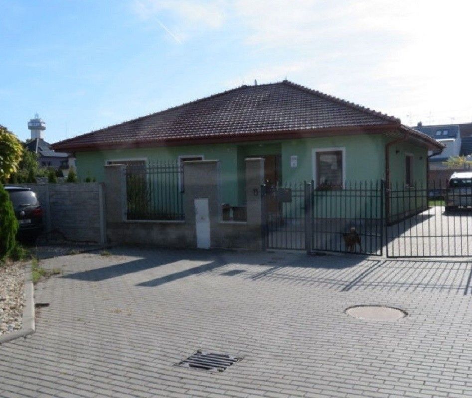 Rodinné domy, Kobzíkova, Břeclav, 110 m²