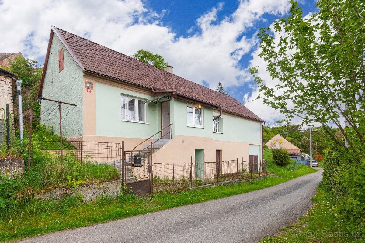 Rodinné domy, Pavlíkov, 270 21