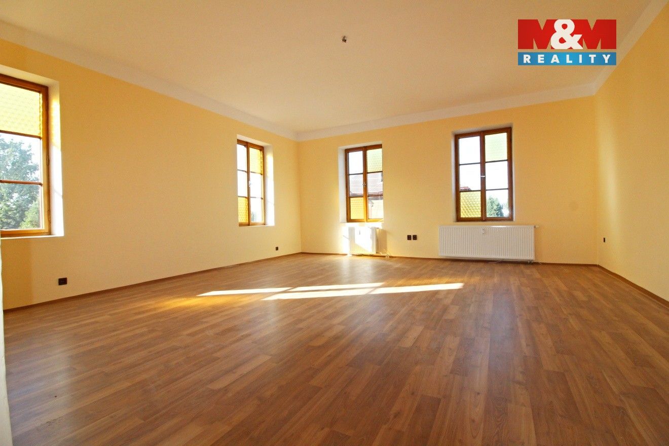 Prodej byt 3+1 - Gen. Svobody, Nový Bor, 90 m²