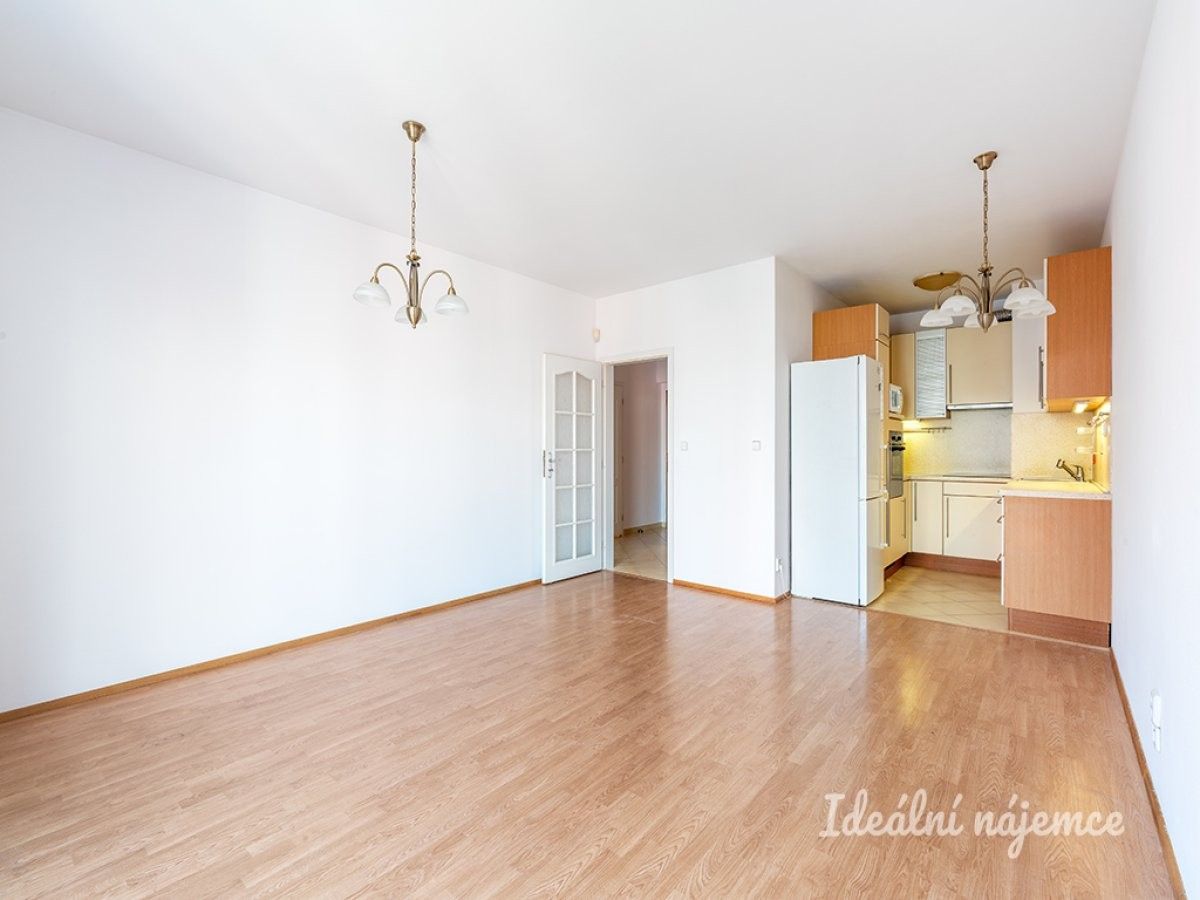 Pronájem byt 2+kk - Velenovského, Praha, 52 m² - 5