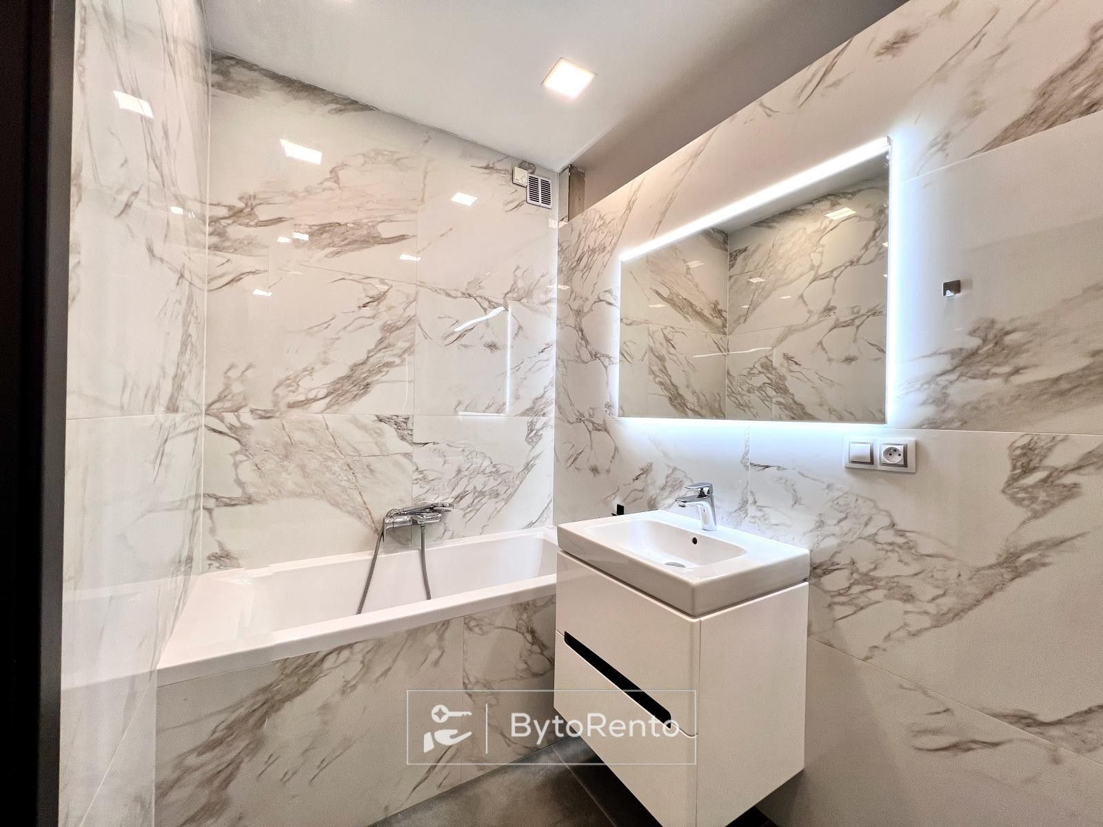 Pronájem byt 2+1 - Kosmická, Ostrava, 58 m²