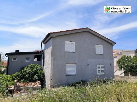 Byty, 987 66, Zahraničí