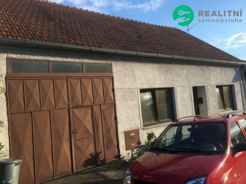 Rodinné domy, Drnholecká, Hrušovany nad Jevišovkou, 160 m²