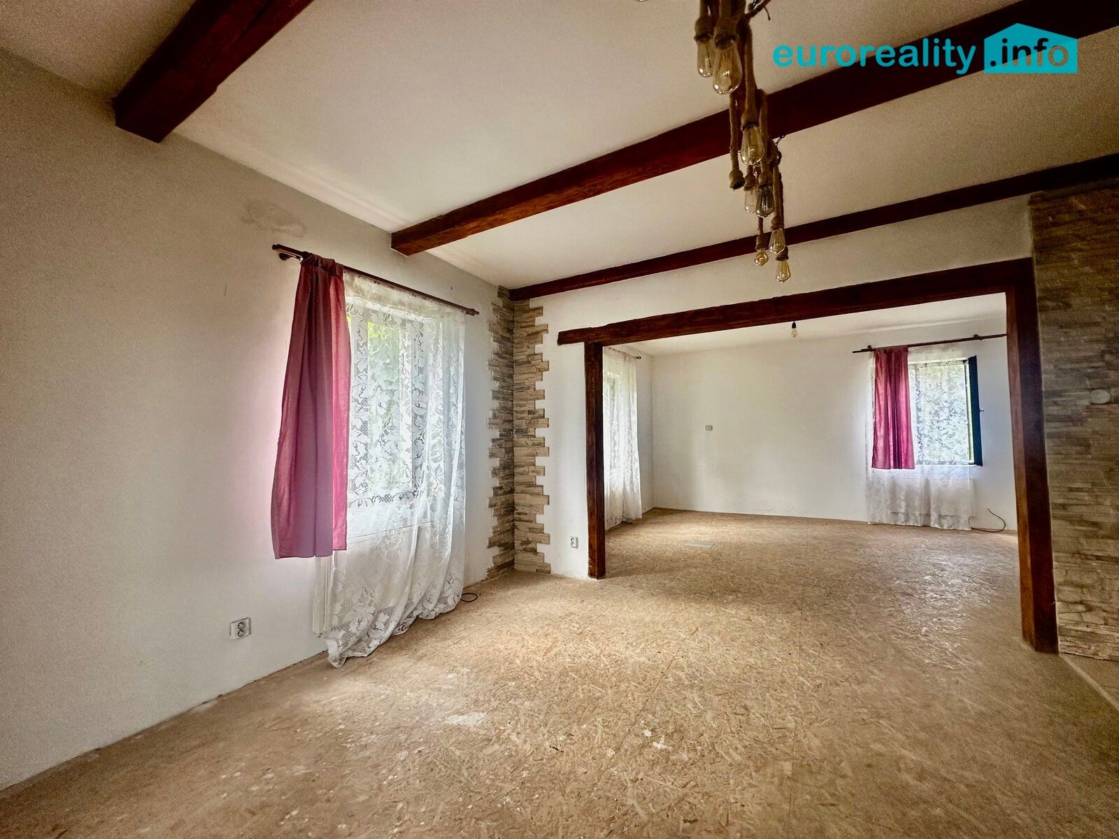 Prodej rodinný dům - Sadov Lesov, 250 m² - 5