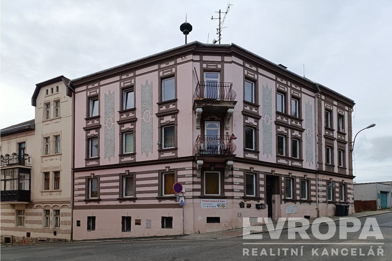 Činžovní domy, J. z Poděbrad, Děčín, 330 m²