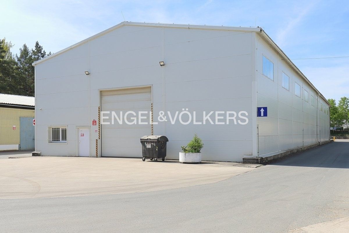 Sklady, Plzeň Valcha, 767 m² - 1
