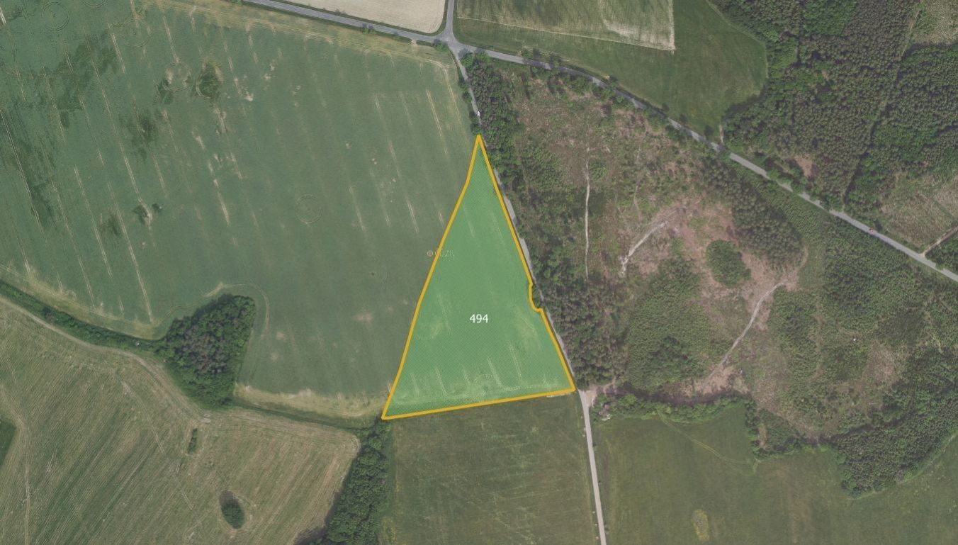 Zemědělské pozemky, Sirá