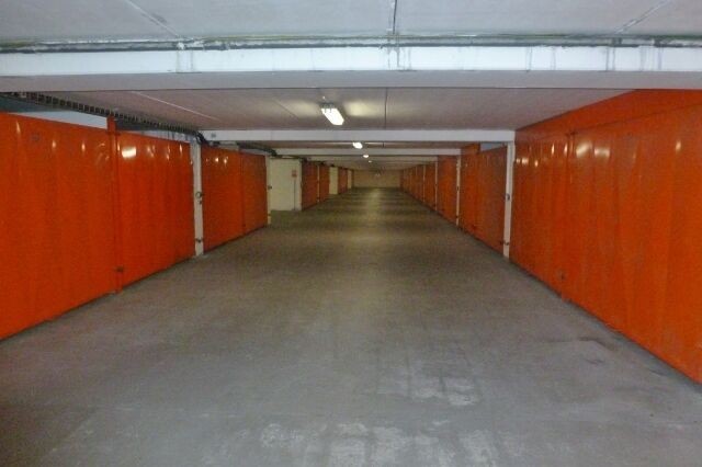 Garáže, Pšenčíkova, Praha Kamýk, 18 m² - 2