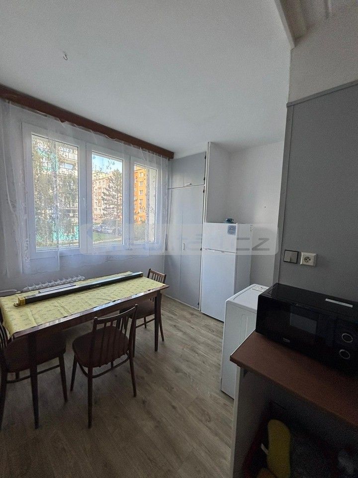 Byt 2+1 · 22 m² · Pod Vrchem 878, Plzeň Lobzy - 4