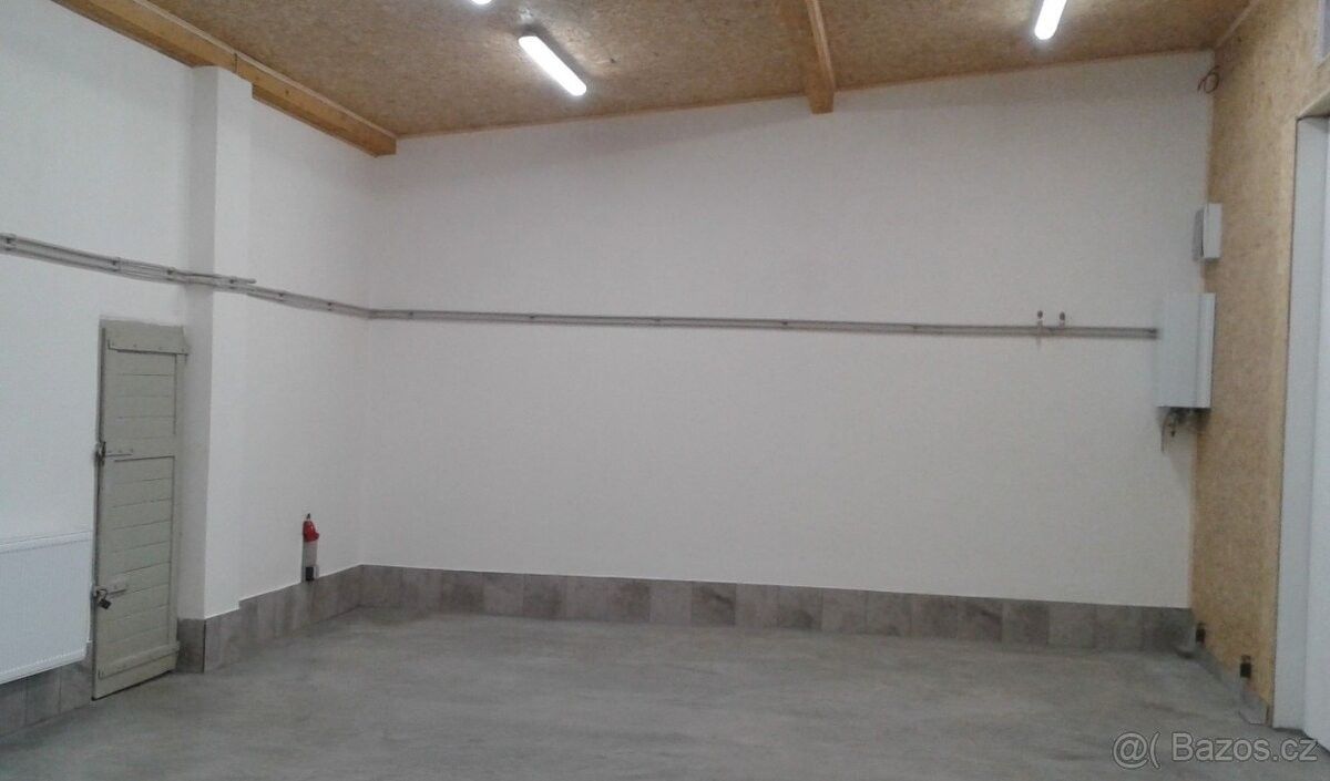 Sklady, Ostrava, 719 00