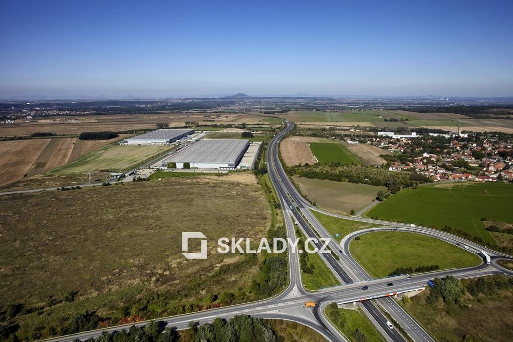 Sklad · 5 600 m² · Úžice - 3