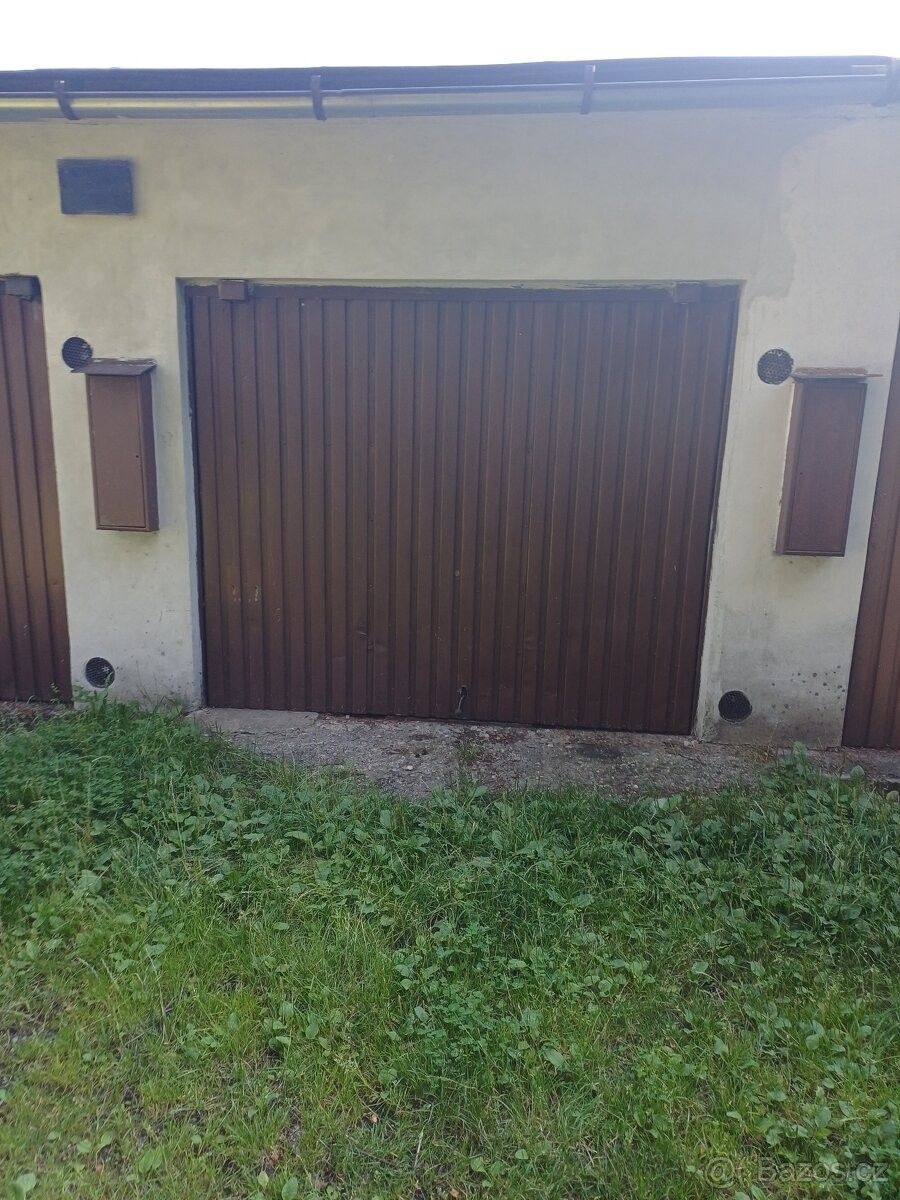 Garáže, Frýdlant nad Ostravicí, 739 11
