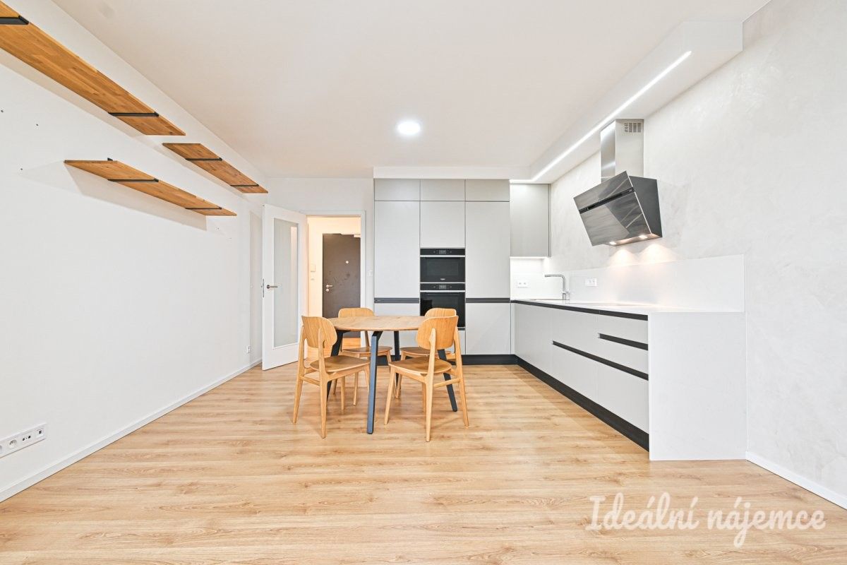 Byt 2+kk · 55 m² · Střední, Brno - 4