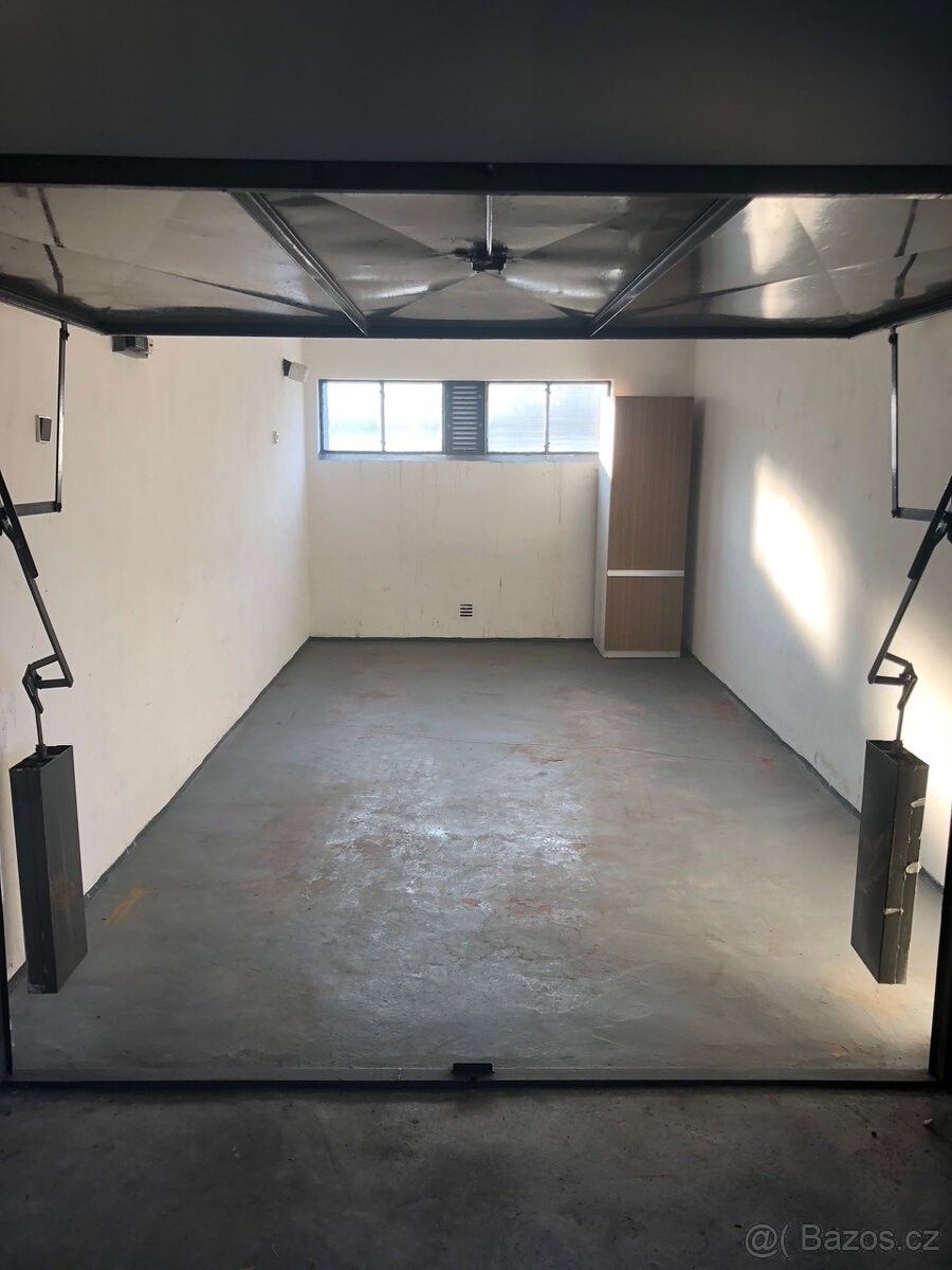 Pronájem garáž - Zlín, 760 01