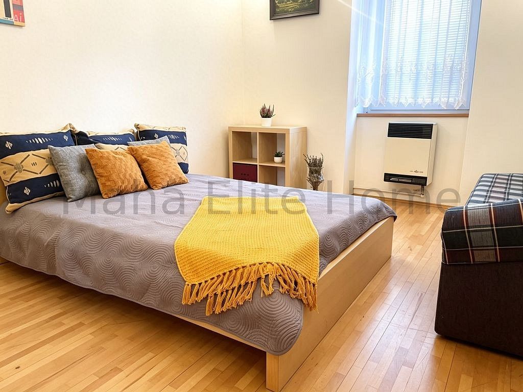 Prodej byt 2+1 - Praha - Smíchov, okres Praha 5, Hlavní město Praha, 50 m² - 2