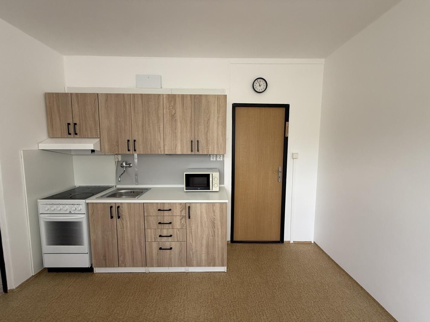 1+1, Klatovy III, 40 m² - 1