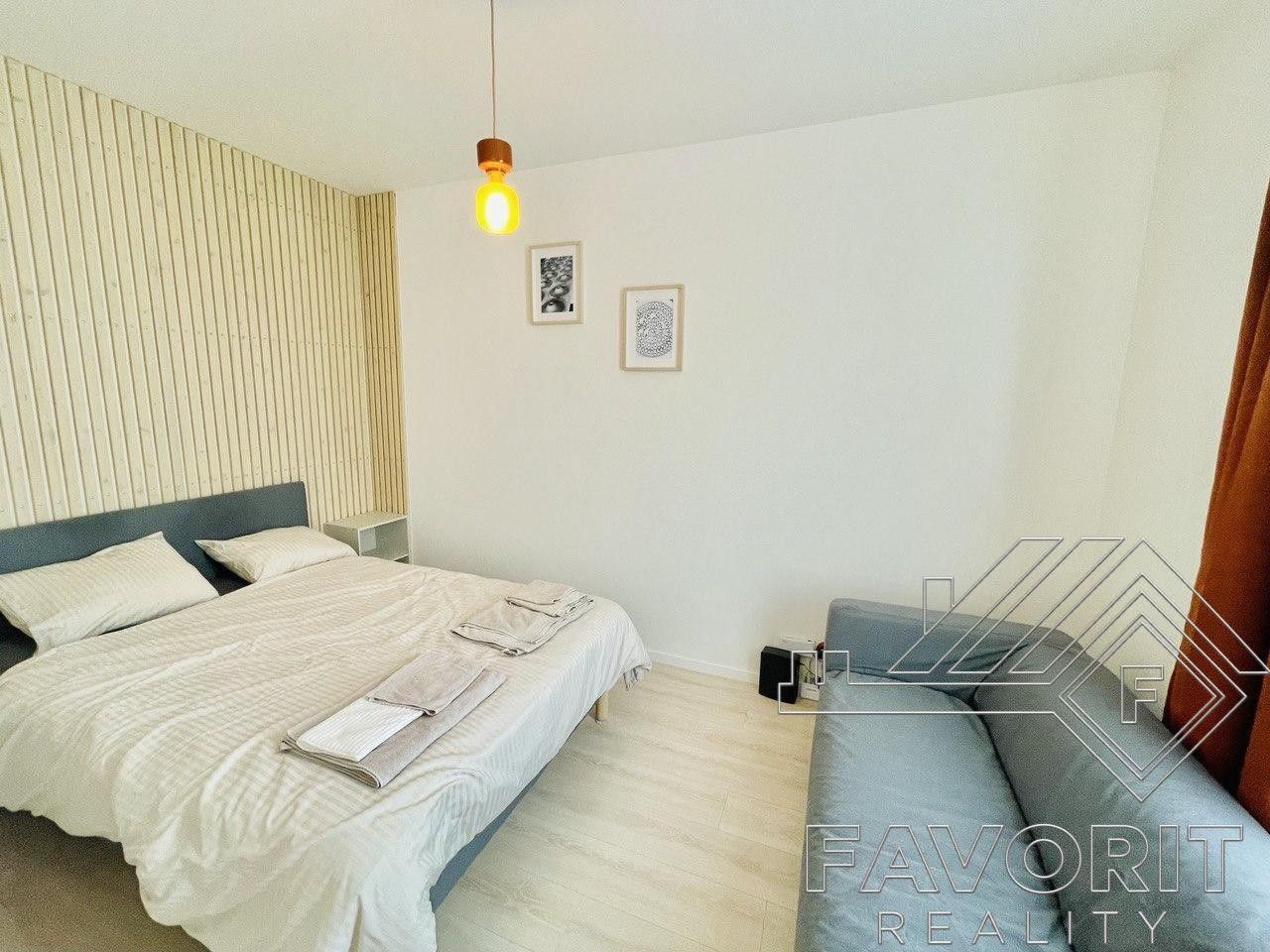 Pronájem byt 1+kk - Poděbradská, Praha, 23 m² - 2