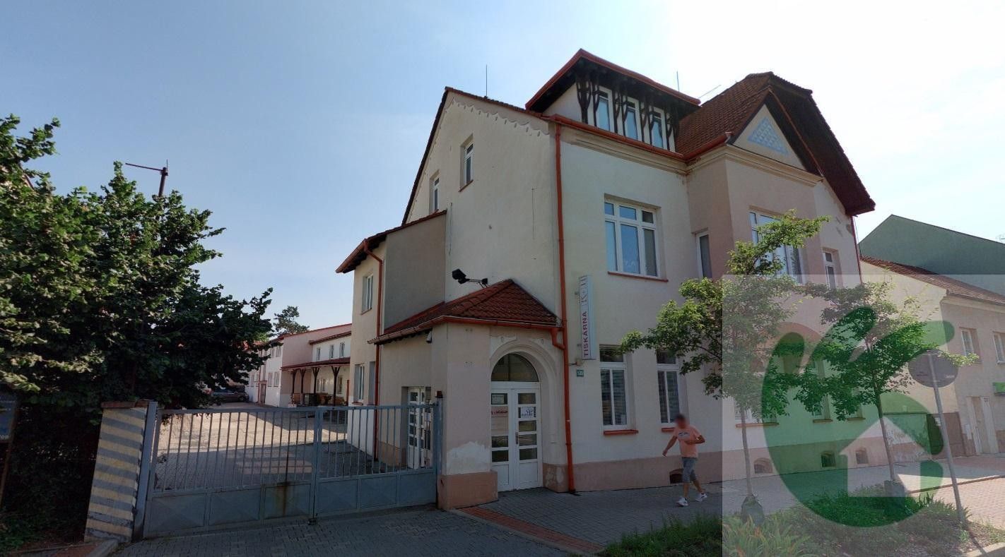 Kanceláře, Pražská, Mělník, 12 m² - 1