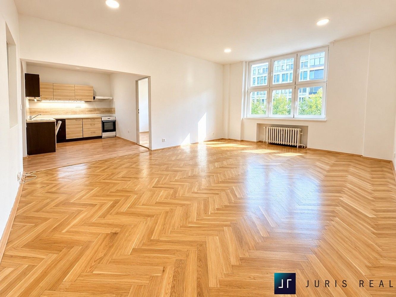 3+kk, Pobřežní, Praha 8 - Karlín, 79 m² - 1