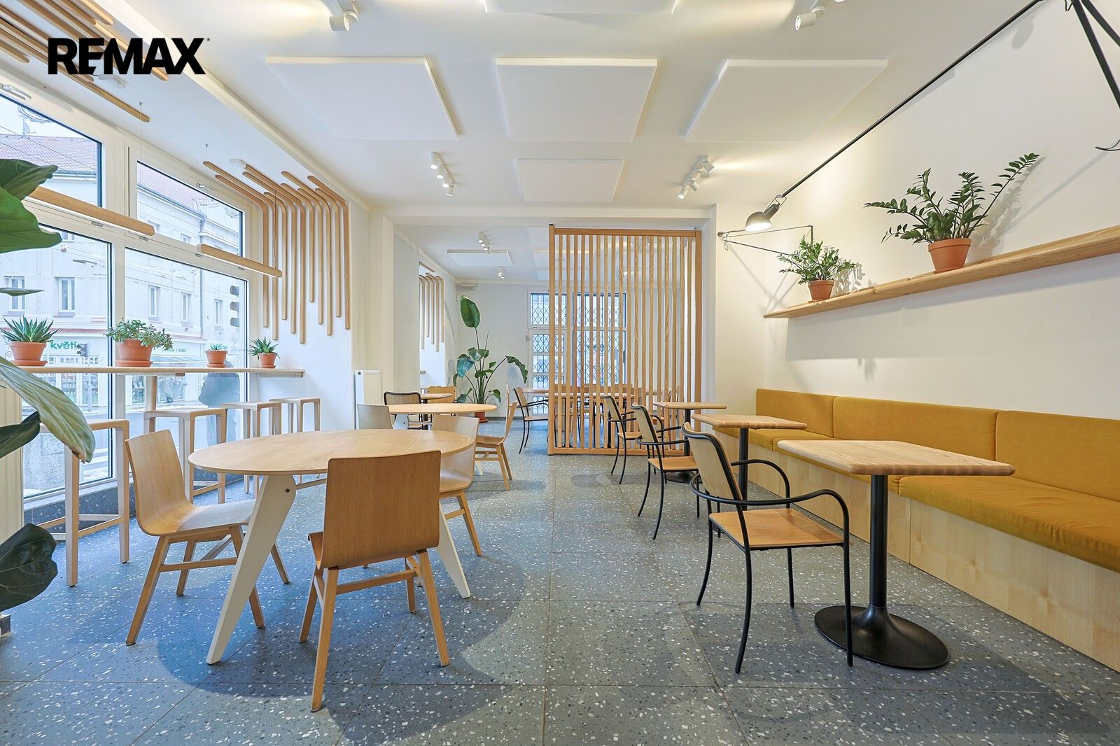 Obchodní prostory, 210 m²
