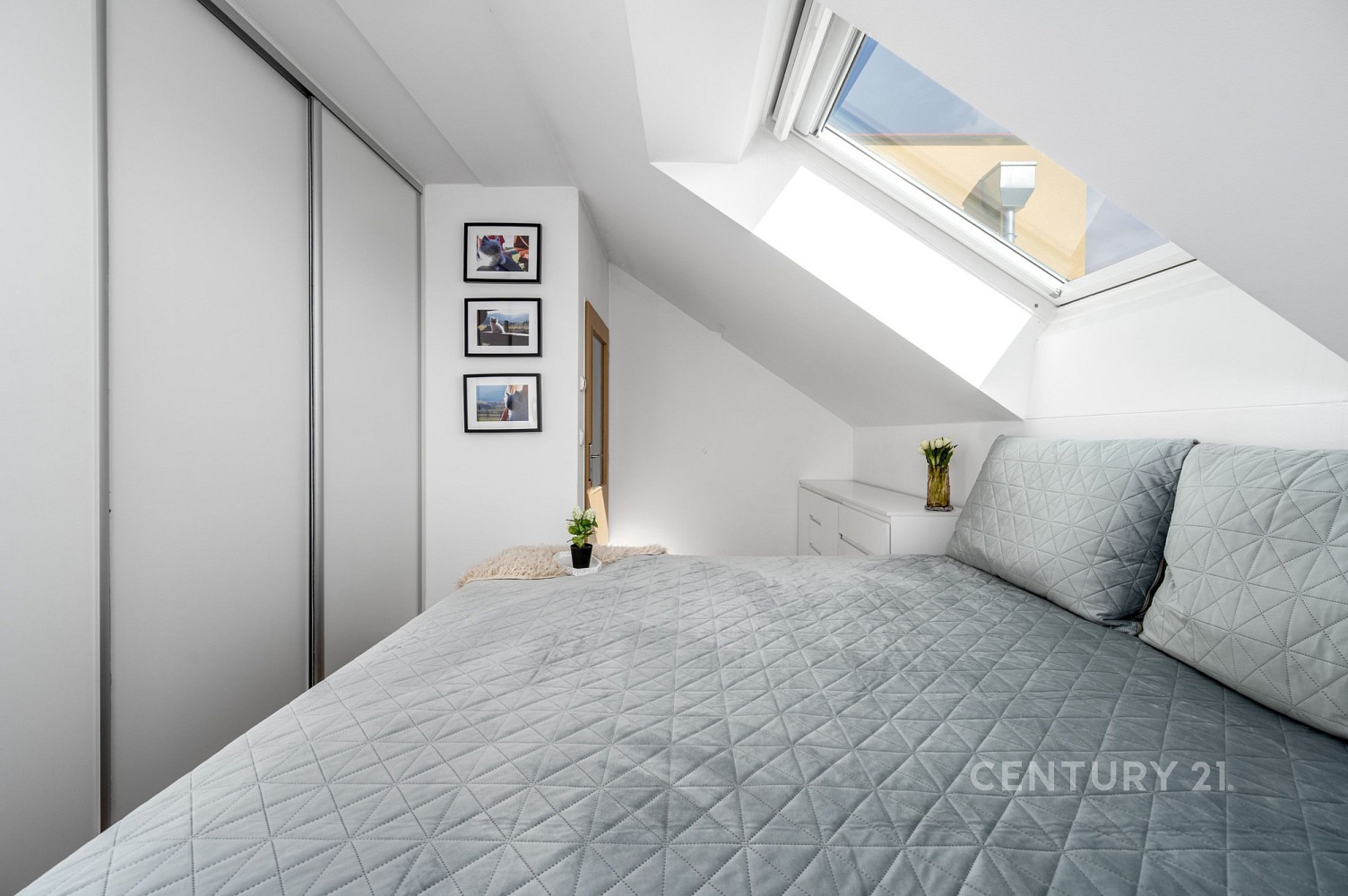 Prodej byt 3+kk - Smetanova, Jinočany, okres Praha-západ, 74 m² - 5