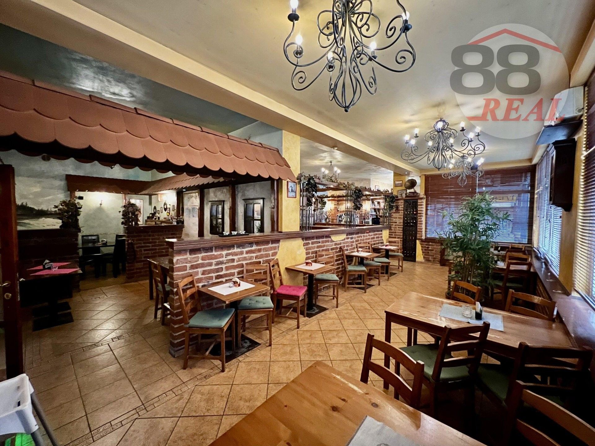 Restaurace, 17. listopadu, Miřetice u Klášterce nad Ohří, Klášterec nad Ohří, 621 m²
