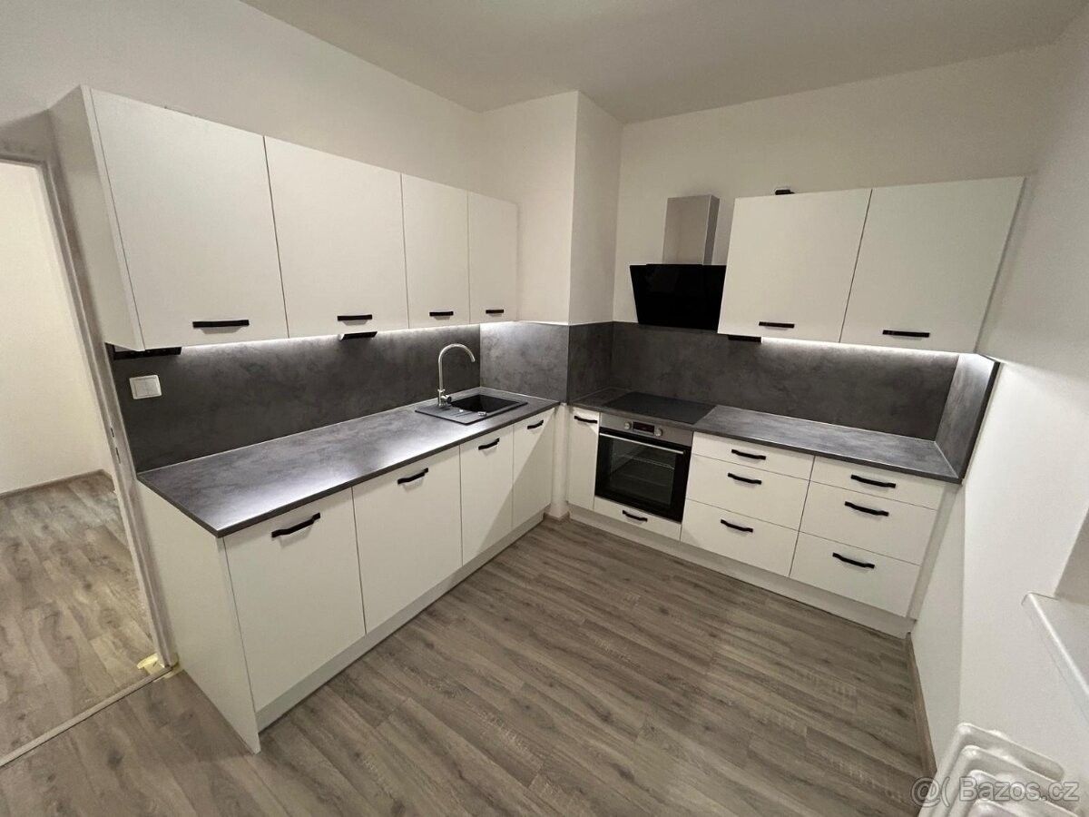 Pronájem byt - Ostrava, 710 00