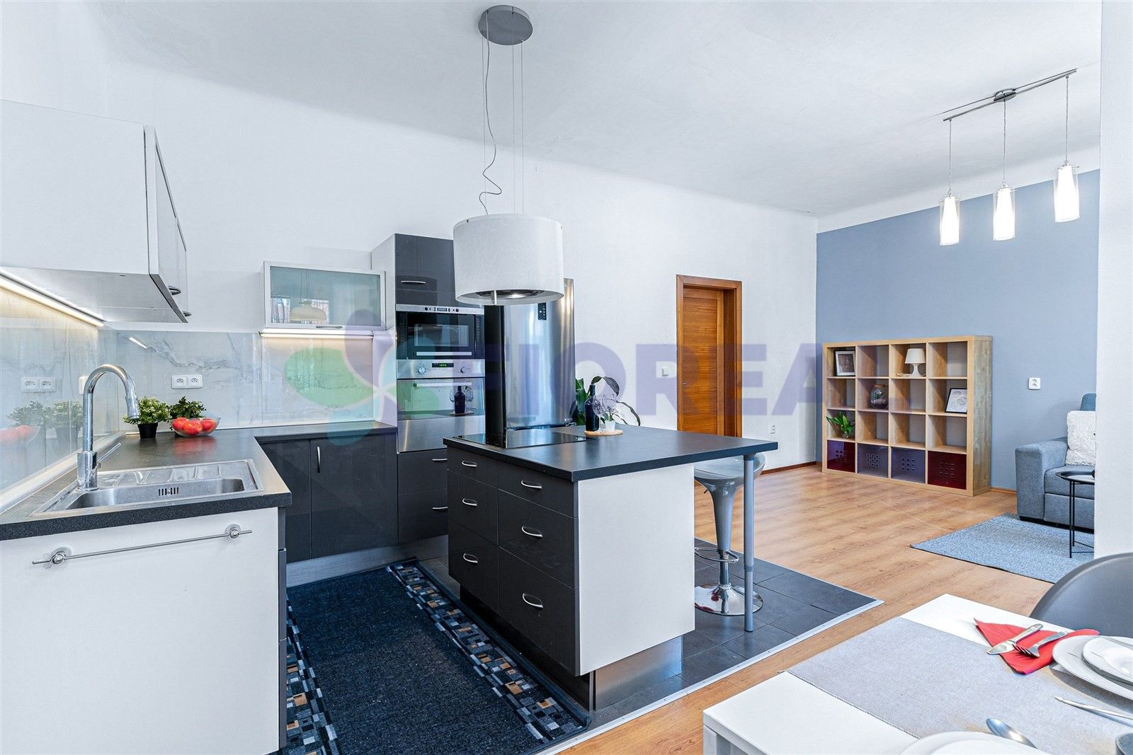 Prodej byt 2+kk - U Uranie, Praha, 69 m²