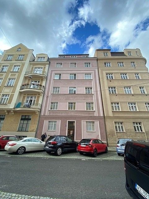 Byty, Karlovy Vary, 360 01