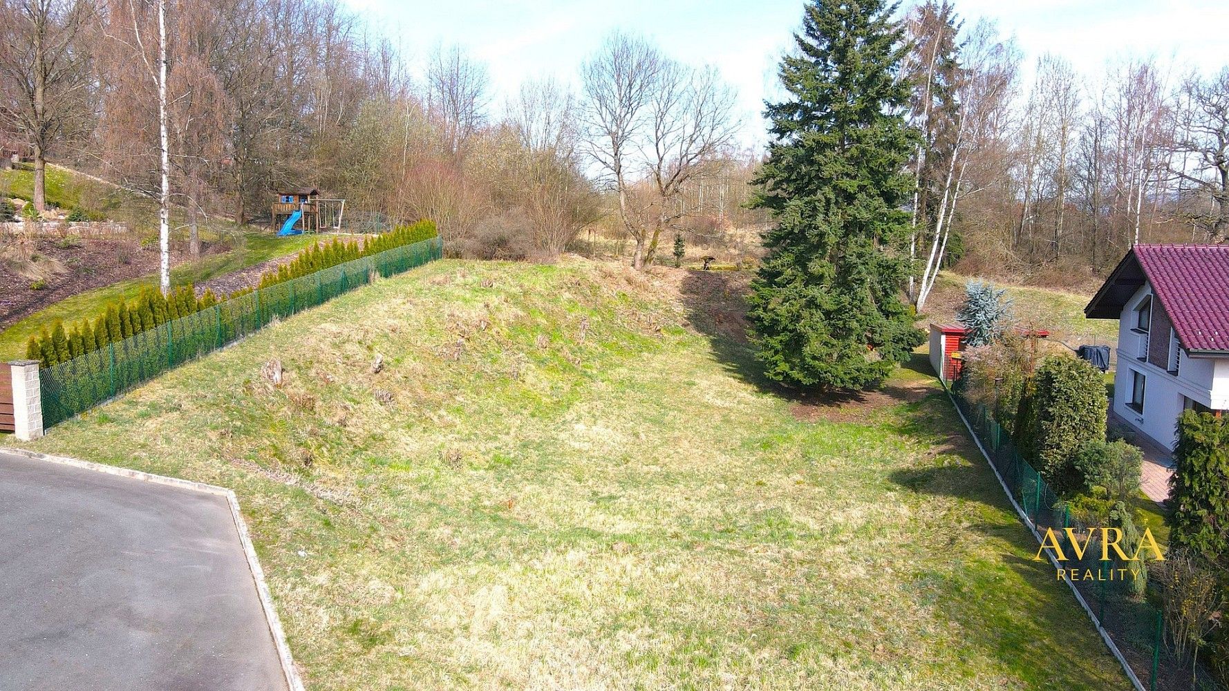 Pozemek pro bydlení, 1 253 m²