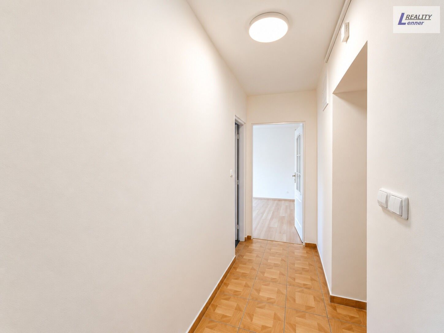 Pronájem byt 2+kk - Kraslická, Praha Radotín, 43 m² - 5