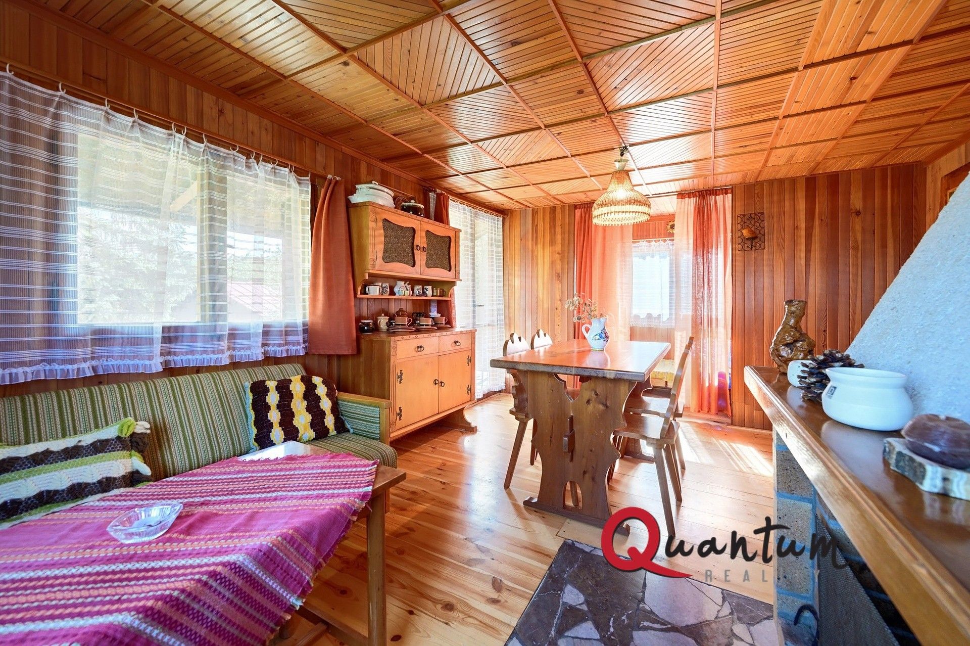 Chaty, Prodašice, 108 m²