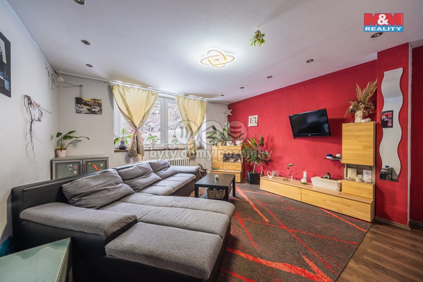 Prodej rodinný dům - Kamýk nad Vltavou, 350 m²