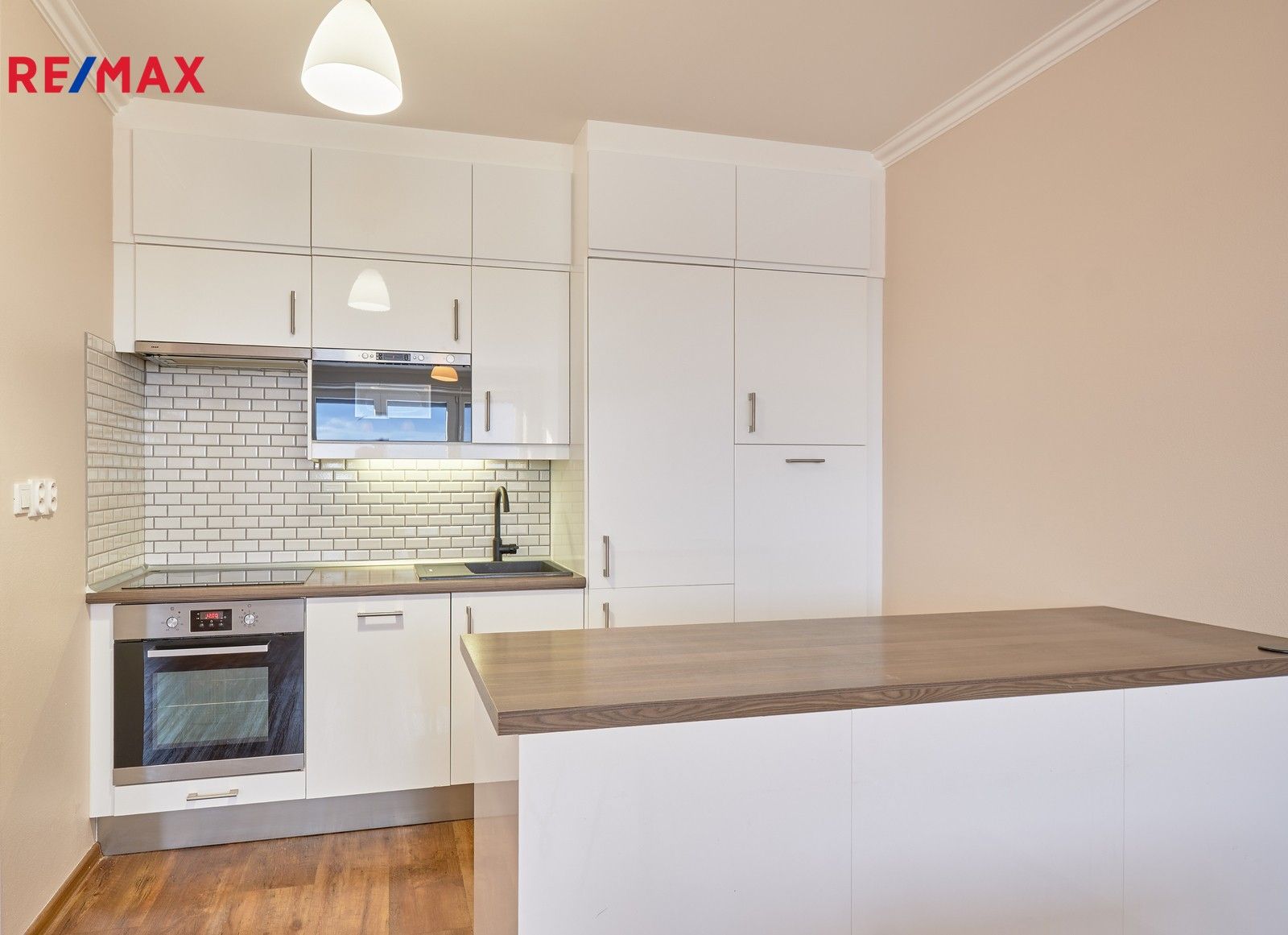 Pronájem byt 3+kk - Nušlova 110, Jindřichův Hradec, 94 m²