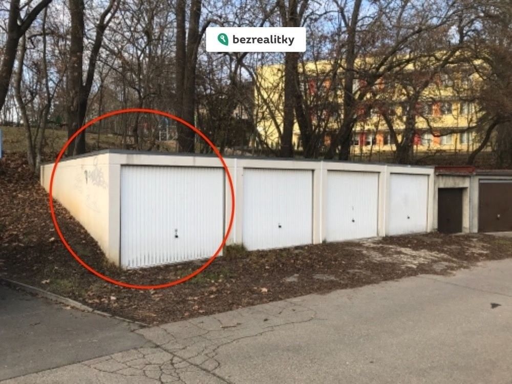Garáže, Kroupova, Praha, 20 m²