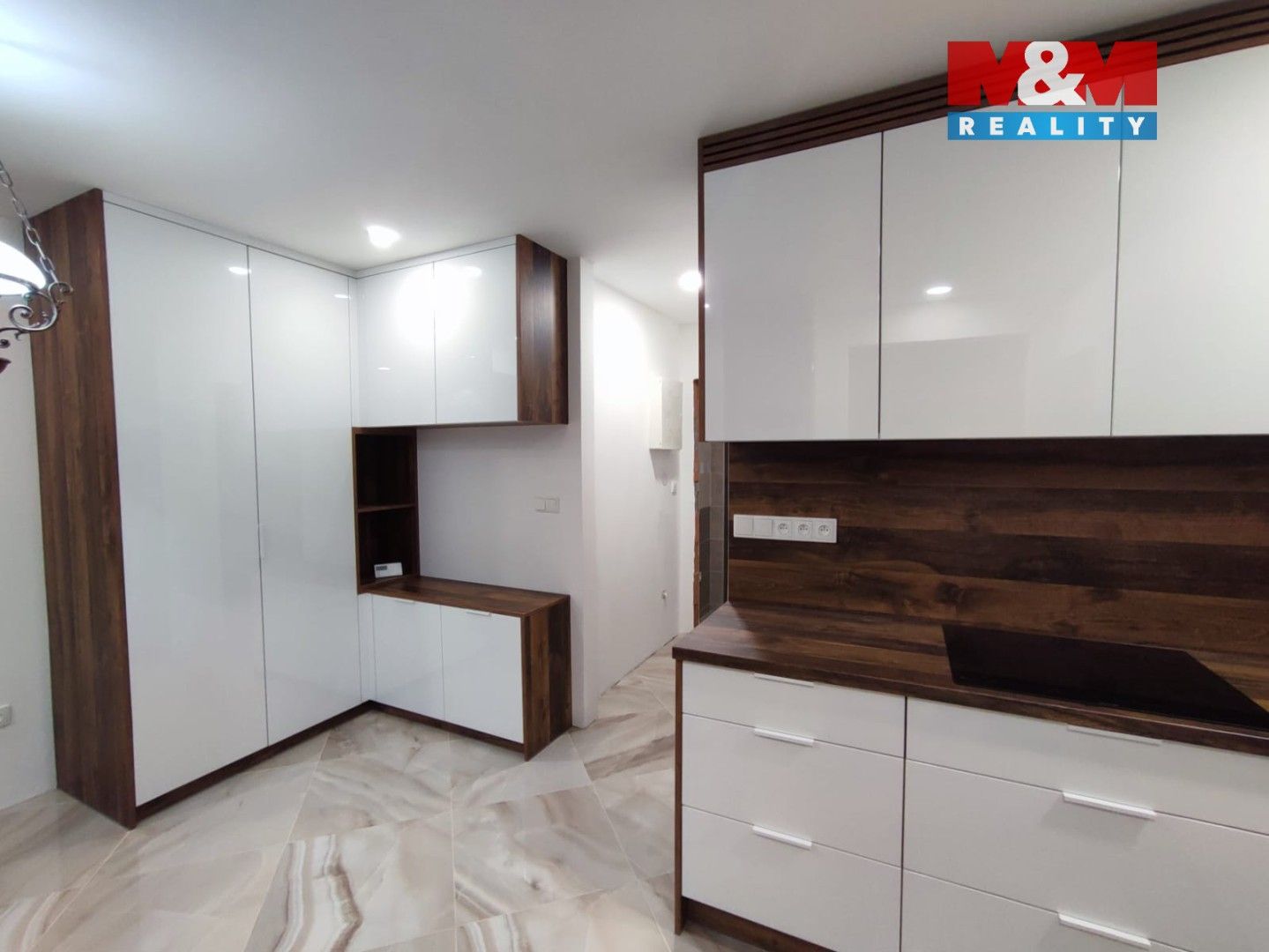 Prodej byt 2+kk - Tyra, Třinec, 27 m²