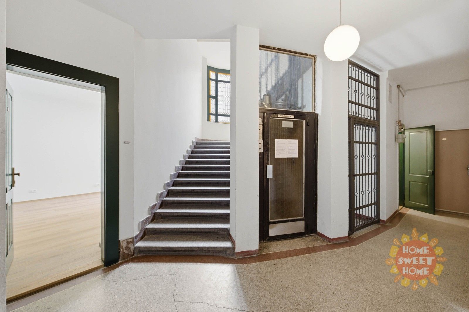 Kancelář · 17 m² · Janáčkovo nábřeží 85, Praha Smíchov - 4