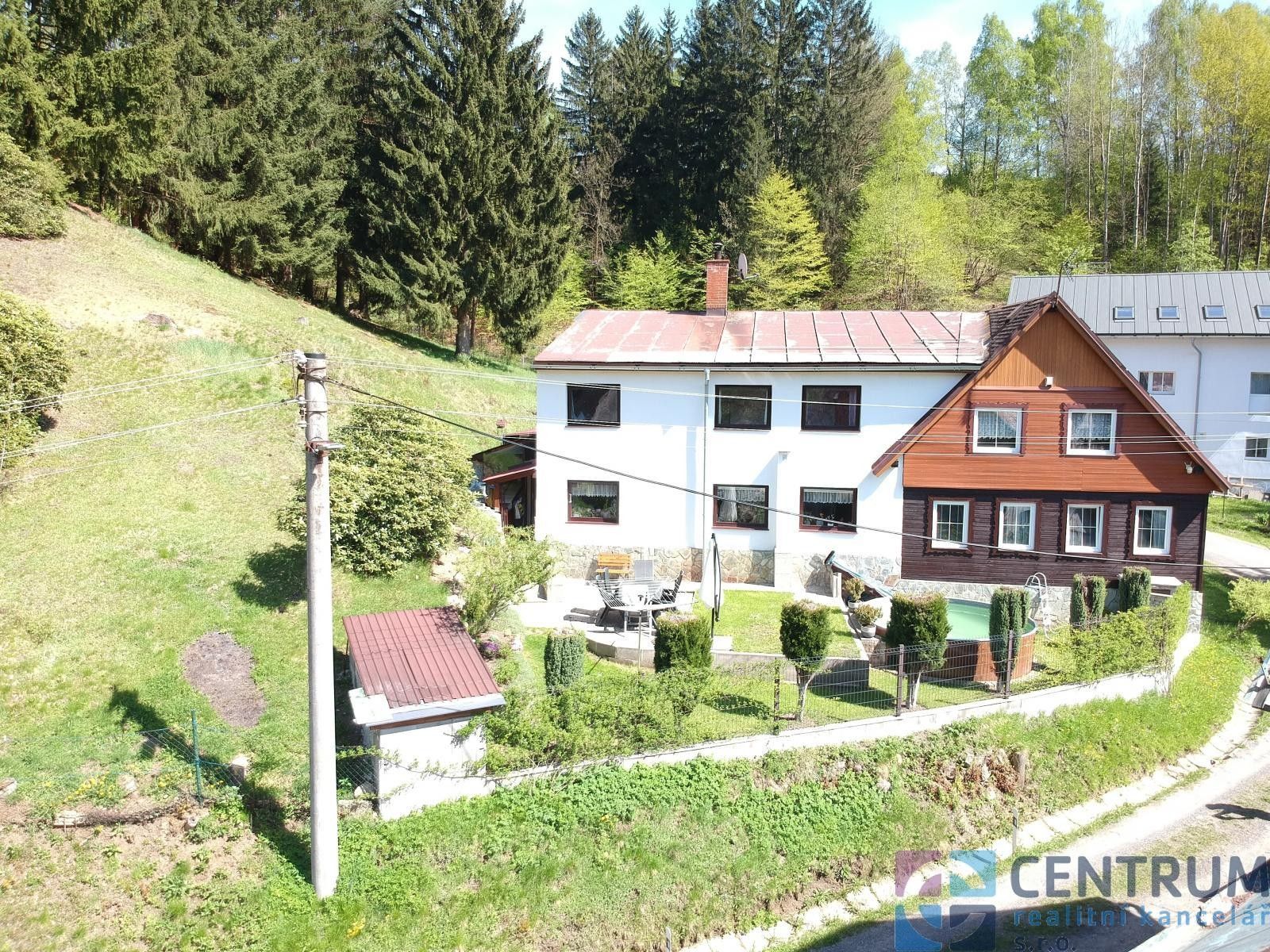 Prodej rodinný dům - Spojovací, Desná, 360 m²