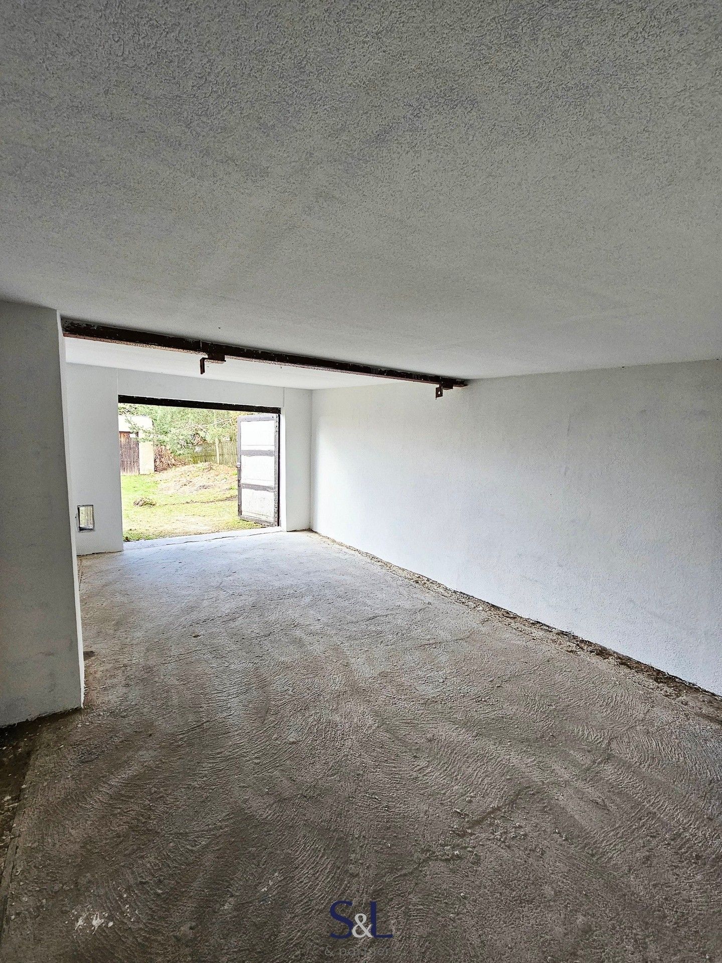 Prodej garáž - Kamenický Šenov, 25 m²