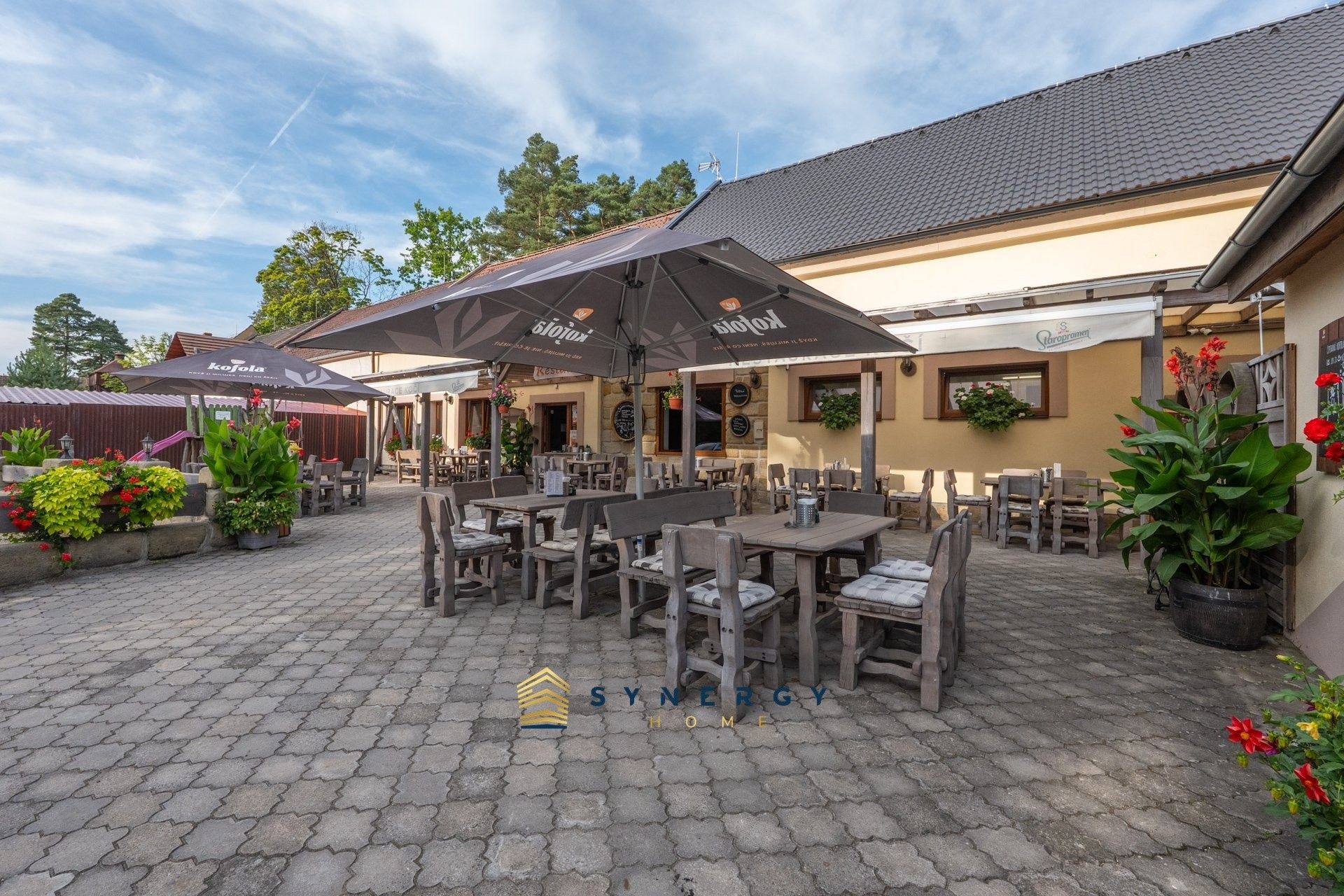 Restaurace, Ke Klůčku, Doksy, 300 m²