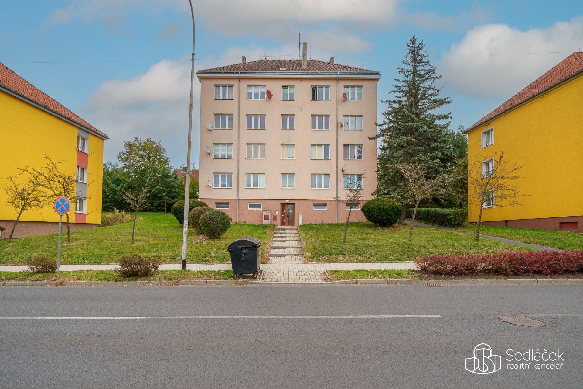 2+1, Boženy Němcové, Sokolov, 56 m² - 1