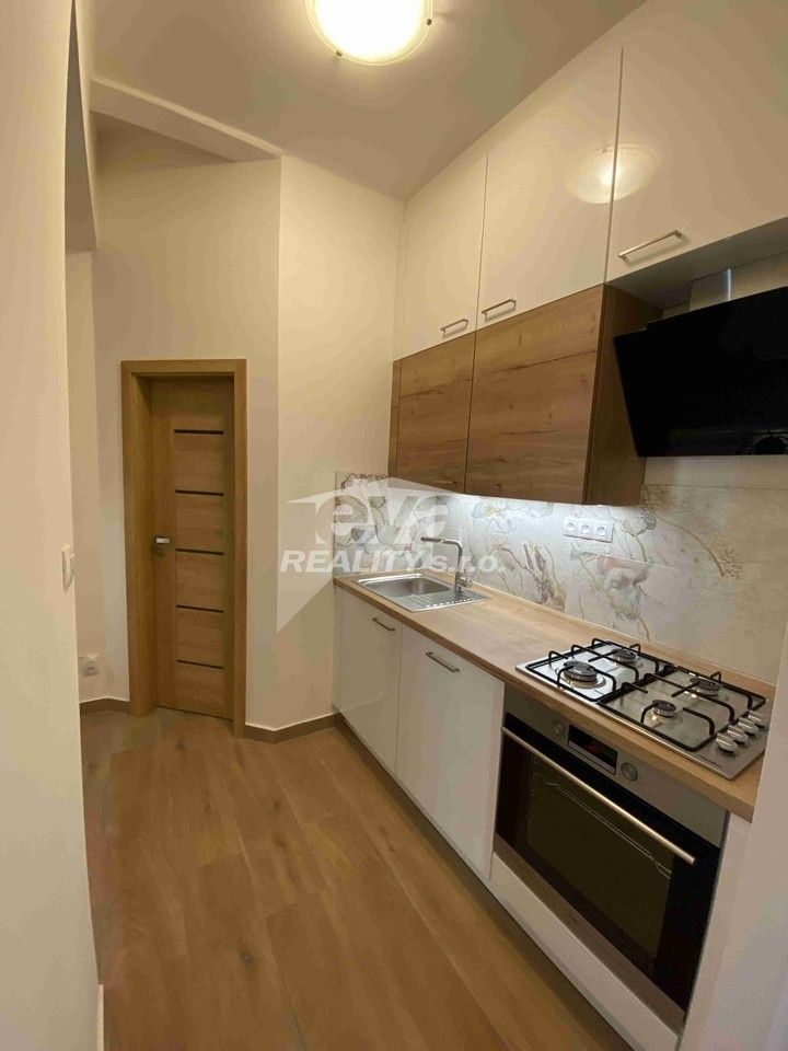 Prodej byt 2+kk - Petrohradská, Praha, 57 m² - 5