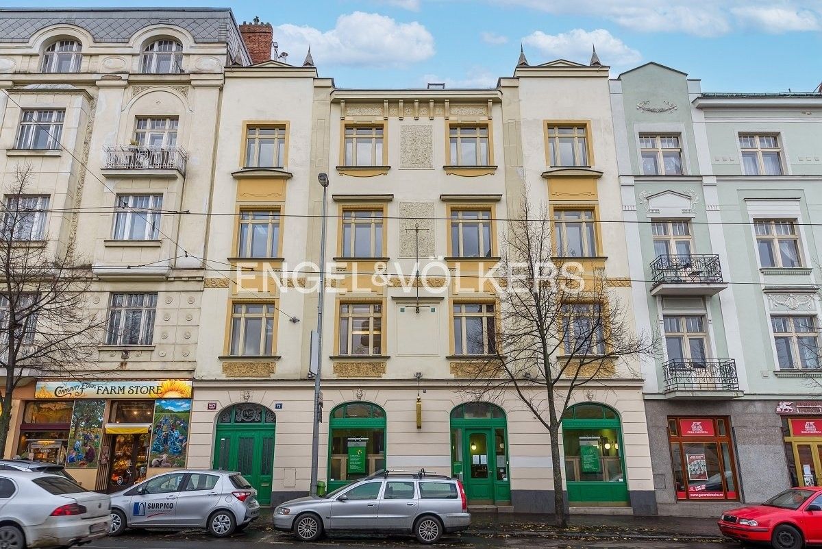 Činžovní domy, Vinohradská, Praha, 1 m²