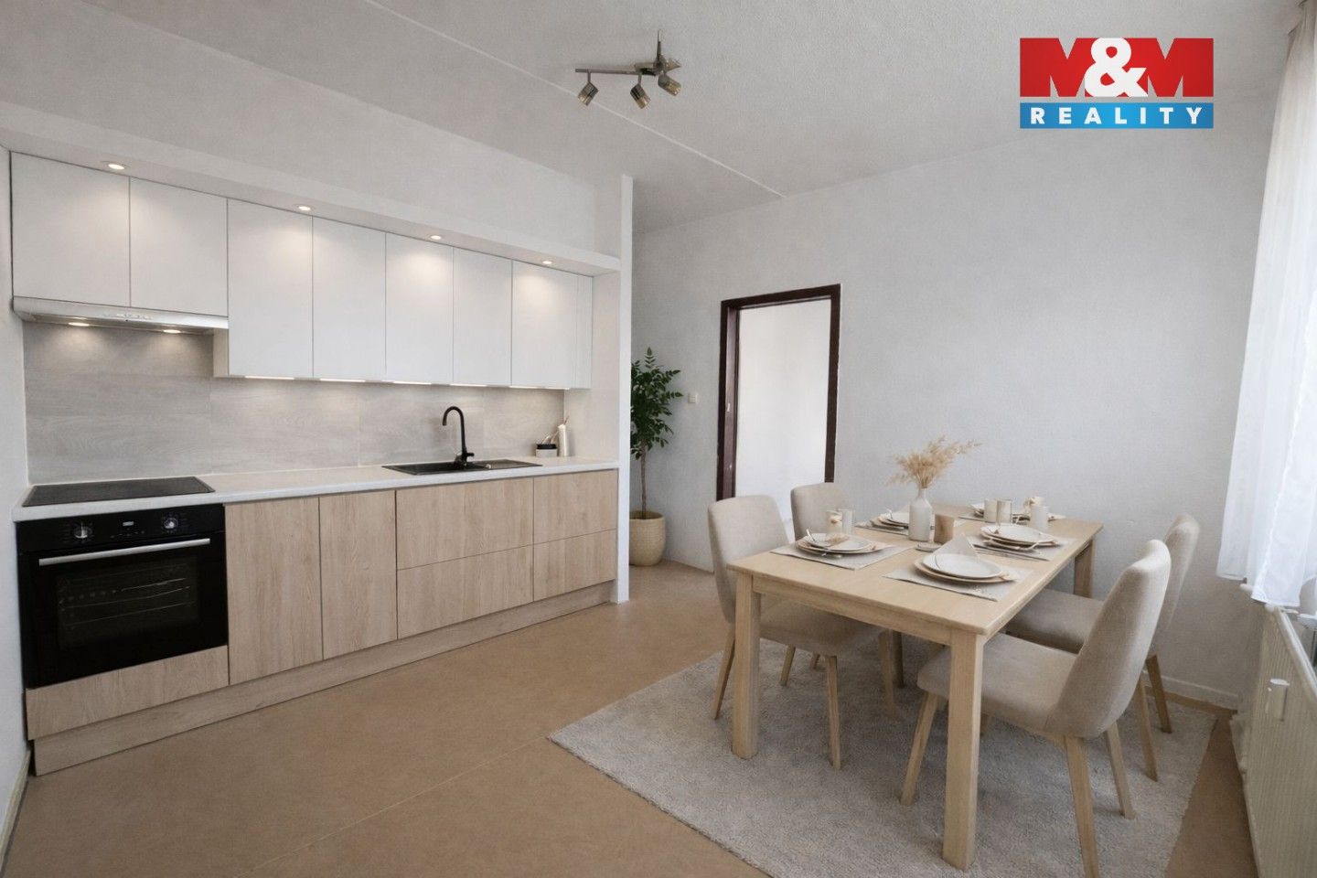 Prodej byt 3+1 - Obránců míru, Strakonice, 66 m²