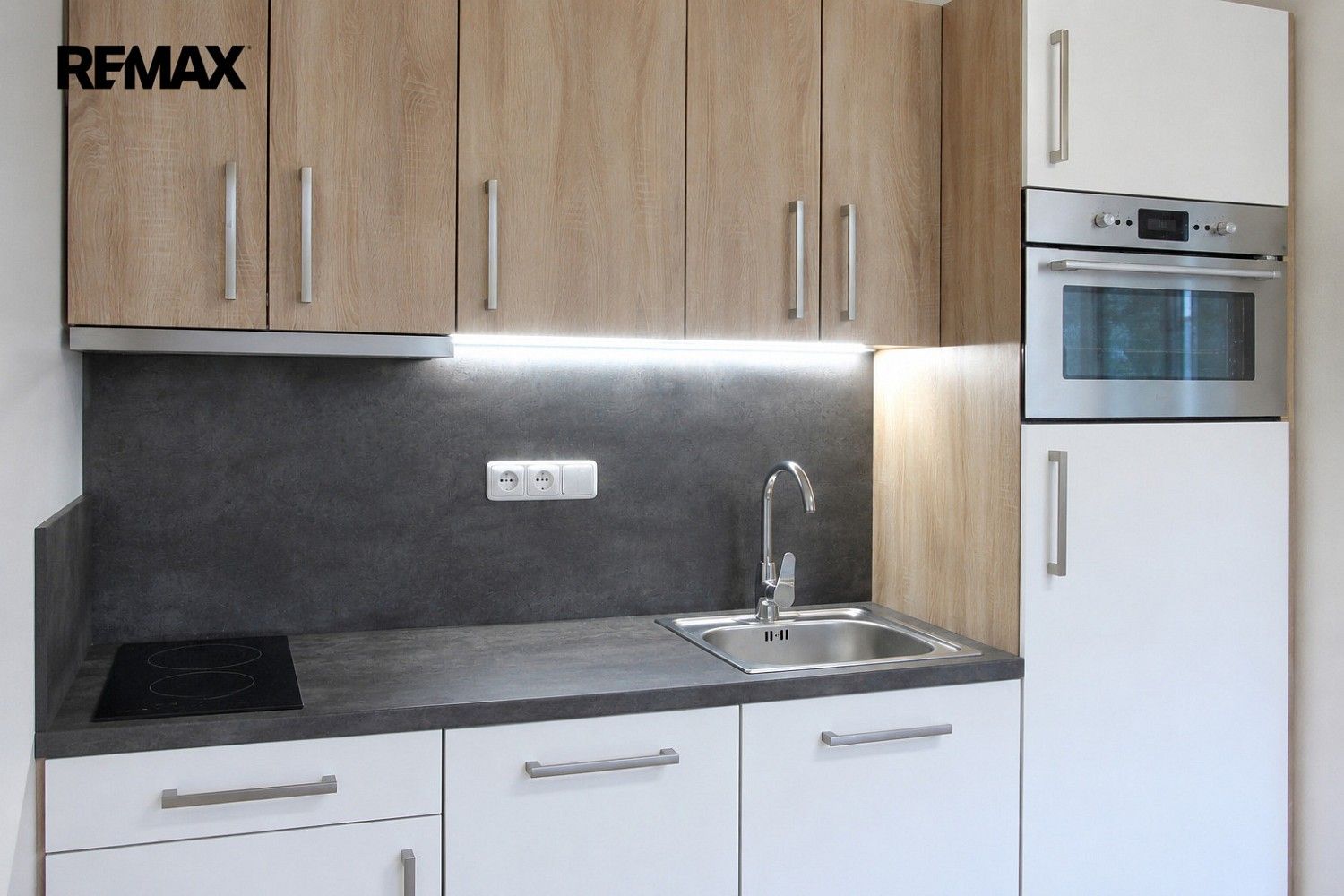 Pronájem byt 1+kk - Uzbecká, Brno - Bohunice, 33 m² - 5