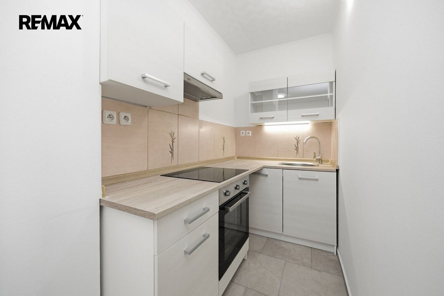 2+1, U vlečky, Praha 4 - Komořany, 42 m² - 2