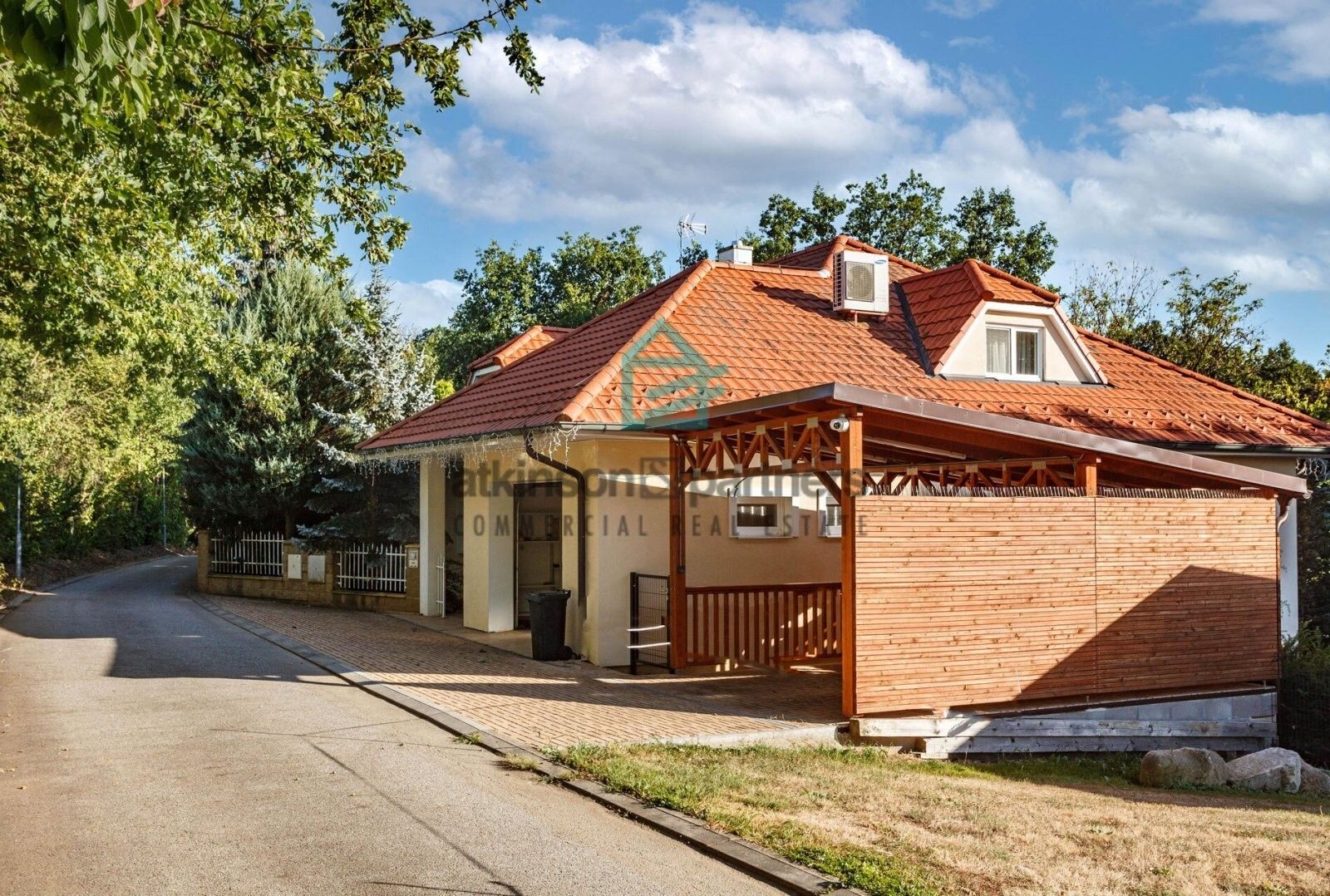 Casa, 217 m², terreny 920 m²