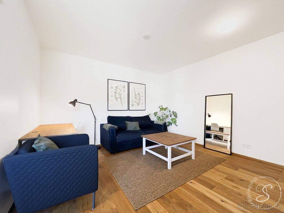 Pronájem byt - Praha, 120 00